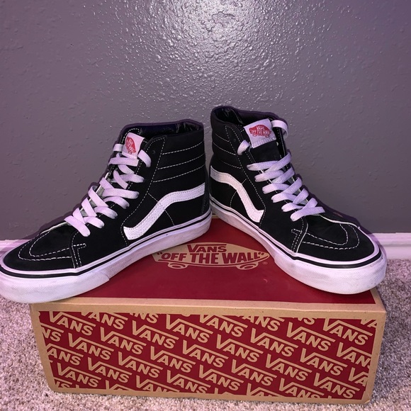 Vans - Picture 1 of 4